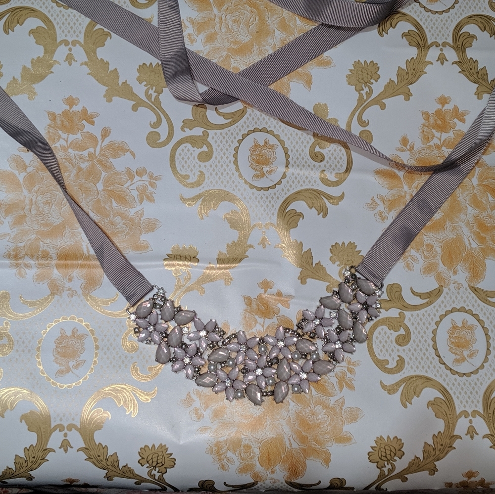 Statement necklace